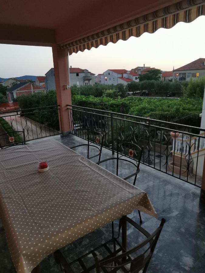 Apartman Lucija Apartment Biograd Na Moru Exterior photo